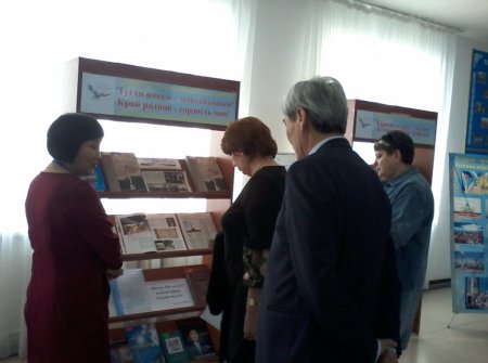 Книжные  выставки: «Край родной-гордость моя»,  «Астана в сердце Евразии», «Великий шелковый путь»