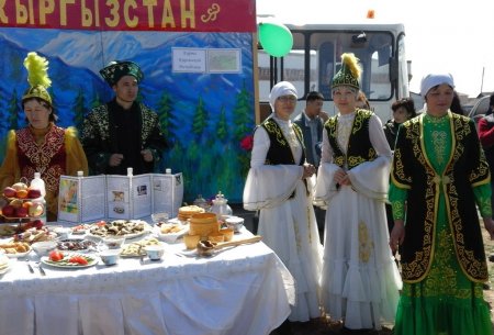 Празднование единства народа Казахстана - 1 мая